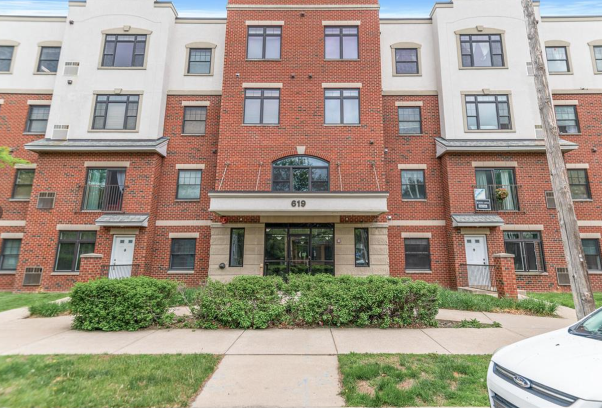 619 8th Street Se #409, Minneapolis, MN 55414 - Image #1
