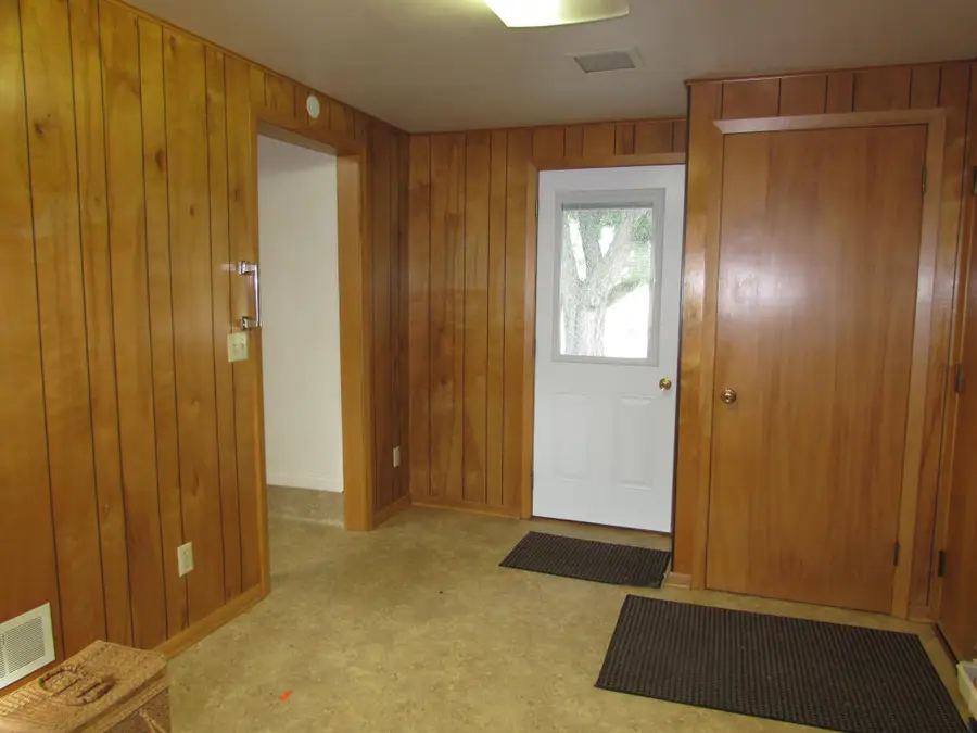 902 11th Street S, Saint James, MN 56081 - Image #3