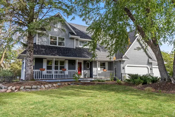 9956 Antrim Road, Woodbury, MN 55125