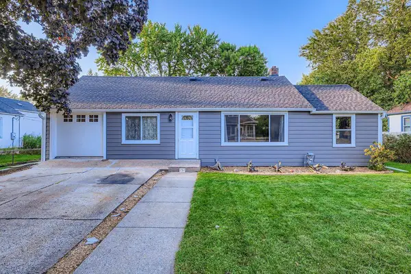 297 Hurley Street E, West Saint Paul, MN 55118