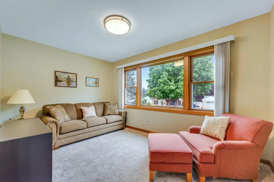 921 17th Avenue N, South Saint Paul, MN 55075 - Image #3