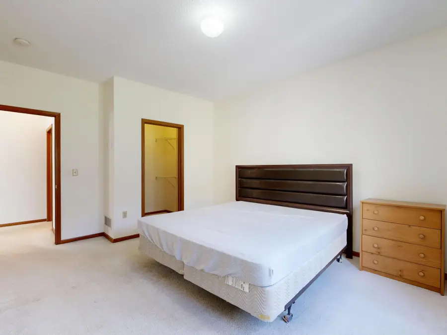 1229 Clarence Street, Saint Paul, MN 55106 - Image #3