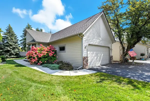 14659 Sherwood Place, Burnsville, MN 55306