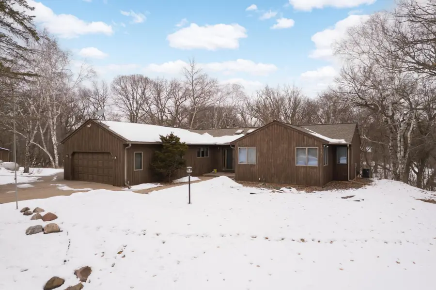1054 Cottonwood Drive, Hudson, WI 54016 - Image #2