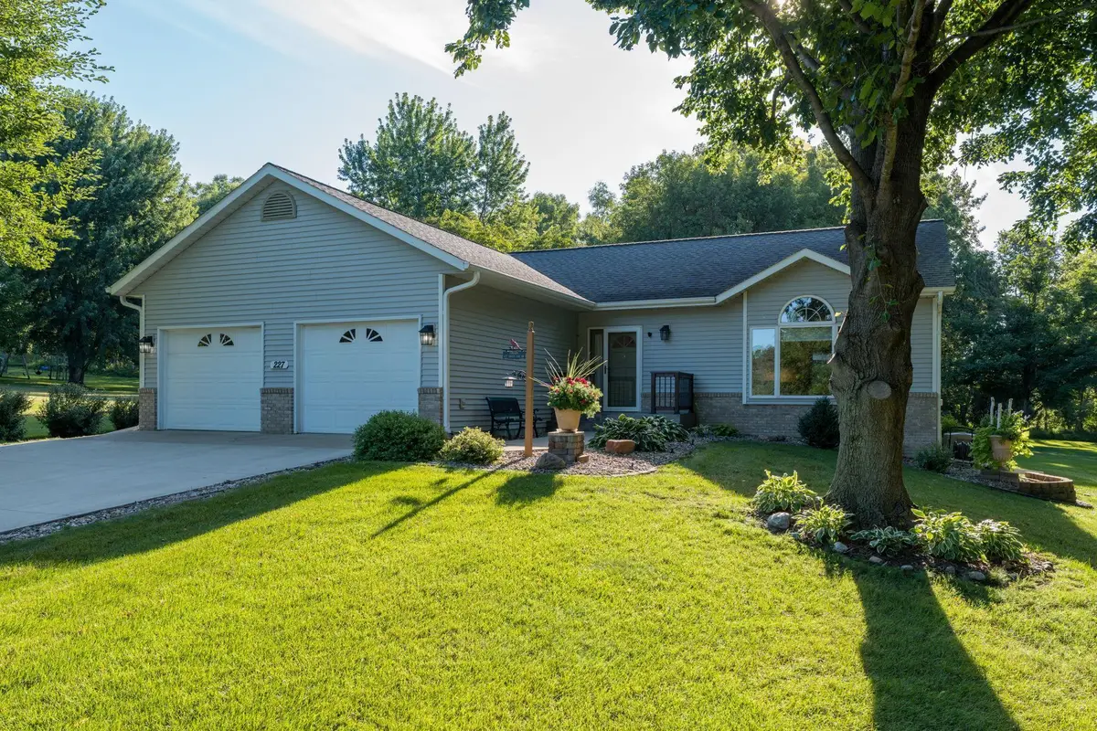 227 Shady Oak Drive, Courtland, MN 56021 - Image #1