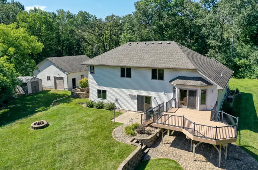 25647 Gustavus Court, Wyoming, MN 55092 - Image #2