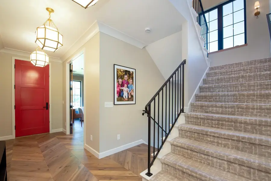 626 Marie Lane, North Mankato, MN 56003 - Image #3