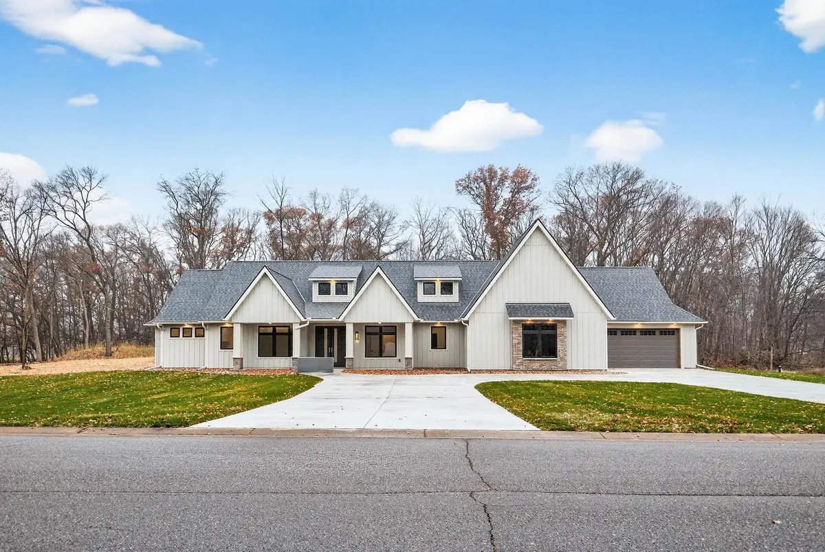 18071 Urbank Street Ne, Ham Lake, MN 55304 - Image #1