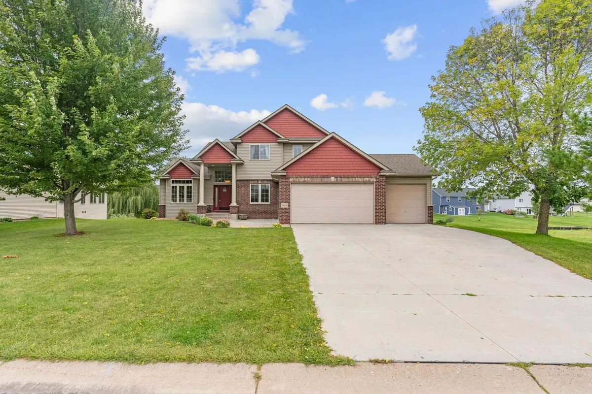 29192 Wildwood Road, Chisago City, MN 55013 - Image #1