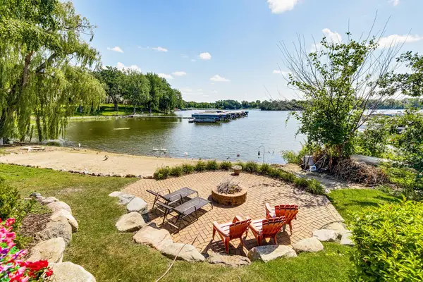 3586 Crystal Bay Lane Nw, Prior Lake, MN 55372