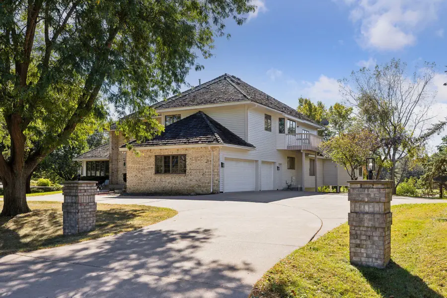 3 Hill Farm Circle, North Oaks, MN 55127 - Image #2