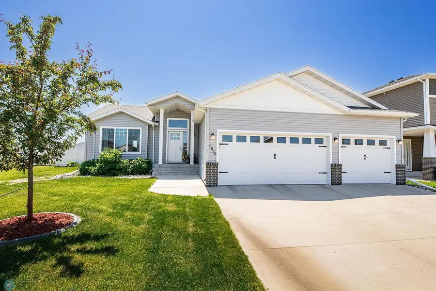 5828 58th Avenue S, Fargo, ND 58104 - Image #2