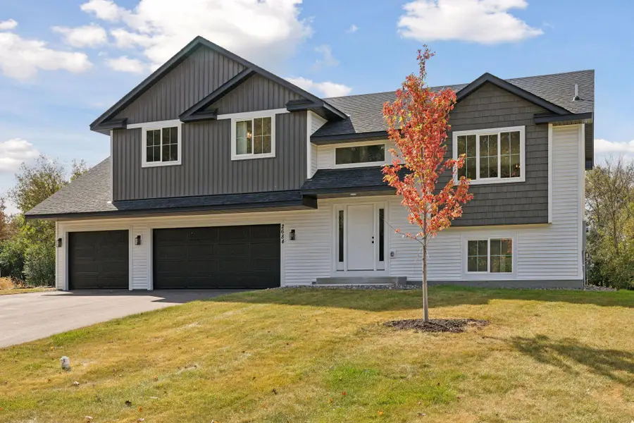 21349 Cottonwood Street Nw, Oak Grove, MN 55011 - Image #2