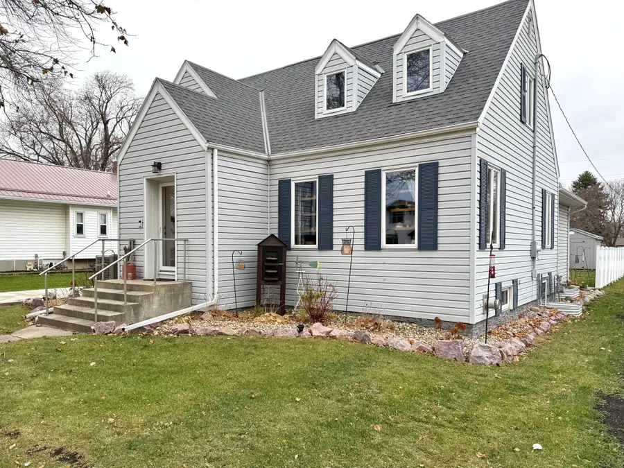 210 3rd Street E, Morgan, MN 56266 - Image #3
