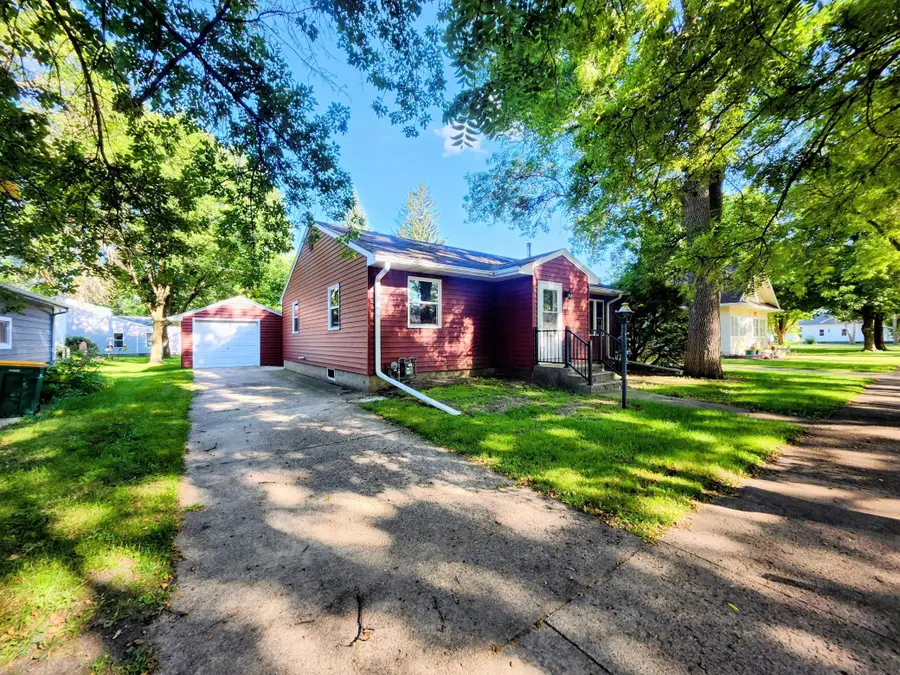 408 Milwaukee Street, Lakefield, MN 56150 - Image #2