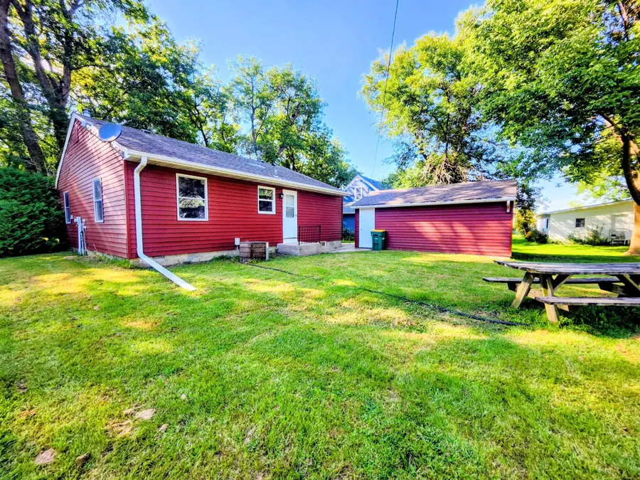 408 Milwaukee Street, Lakefield, MN 56150 - Image #3