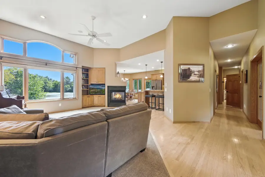 10684 Alameda Avenue, Inver Grove Heights, MN 55077 - Image #3