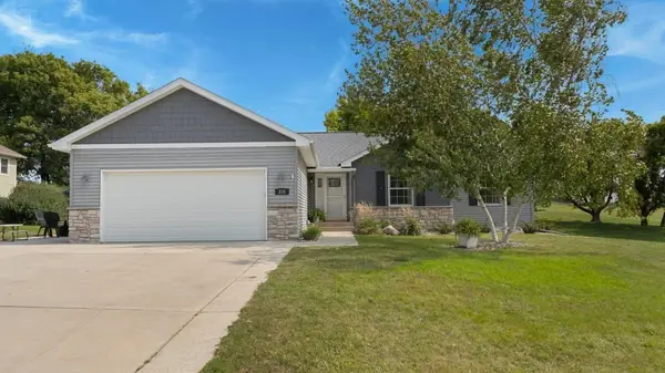 315 Trailstone Drive Sw, Cokato, MN 55321