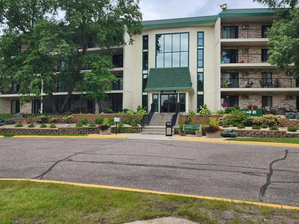 10501 Cedar Lake Road #212, Hopkins, MN 55305 - Image #1