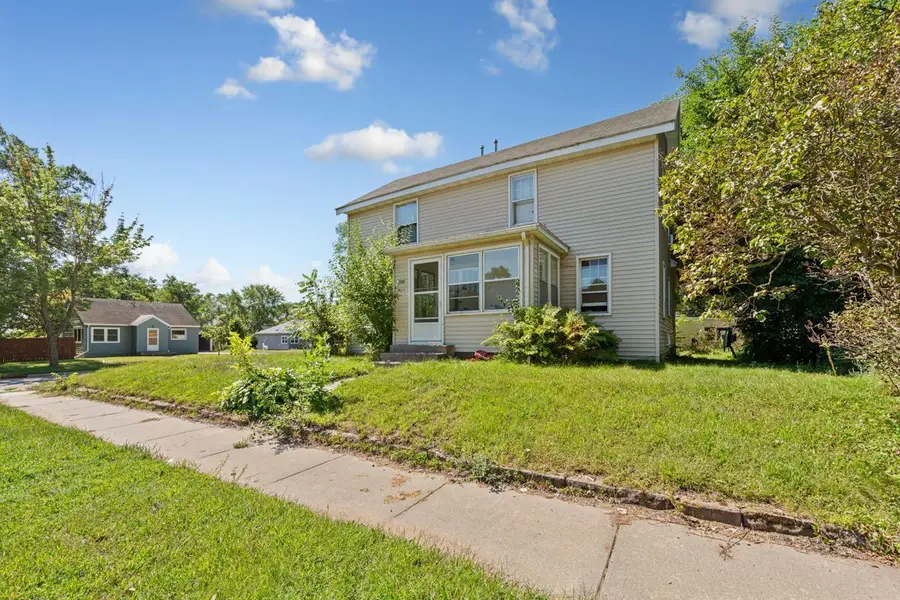 2306 4th Street, Eau Claire, WI 54703 - Image #3