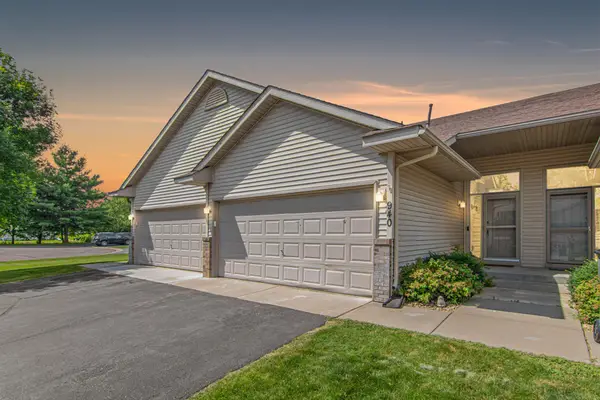 940 14th Ln Se, Cambridge, MN 55008