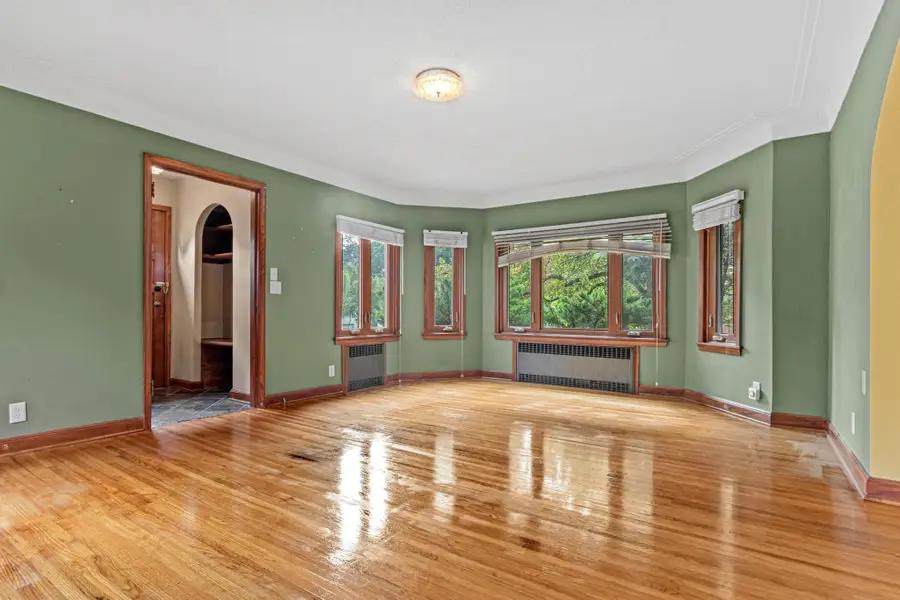 1251 Macarthur Avenue, West Saint Paul, MN 55118 - Image #2