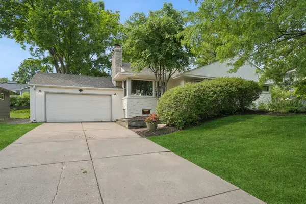 5209 W 61st Street, Edina, MN 55436