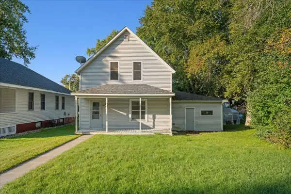 240 3rd Avenue, Clear Lake, WI 54005