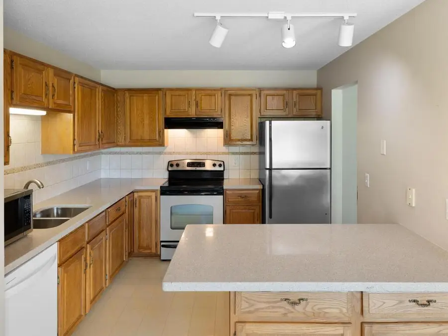 14435 Fairway Drive, Eden Prairie, MN 55344 - Image #2