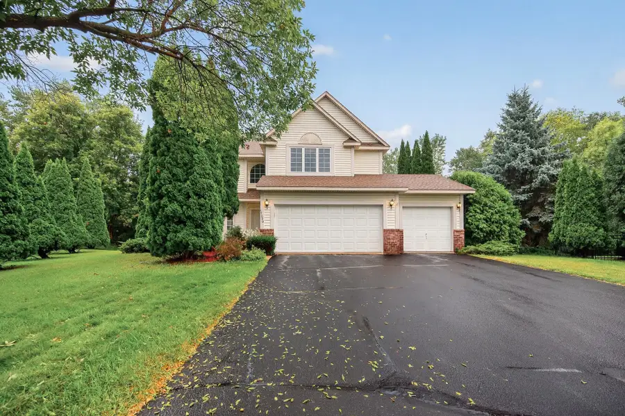17600 Lenox Circle, Eden Prairie, MN 55347 - Image #2