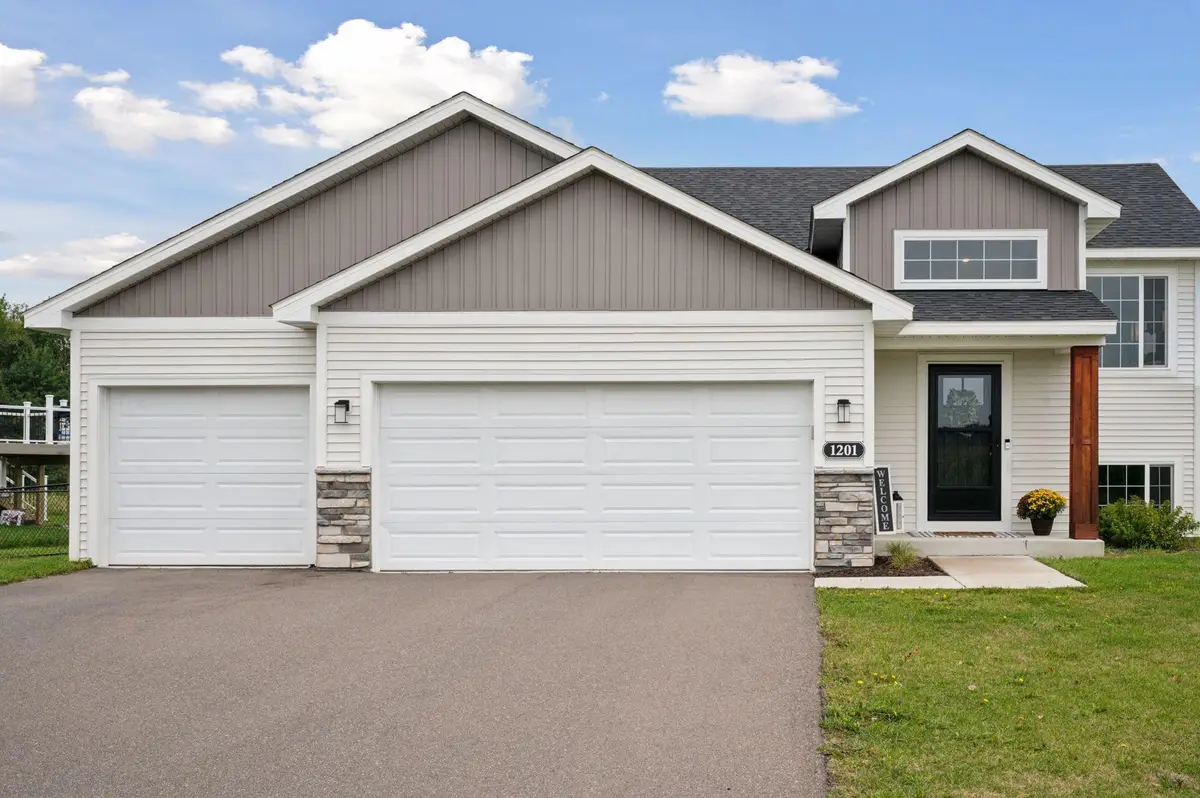 1201 7th Avenue Ne, Isanti, MN 55040 - Image #1