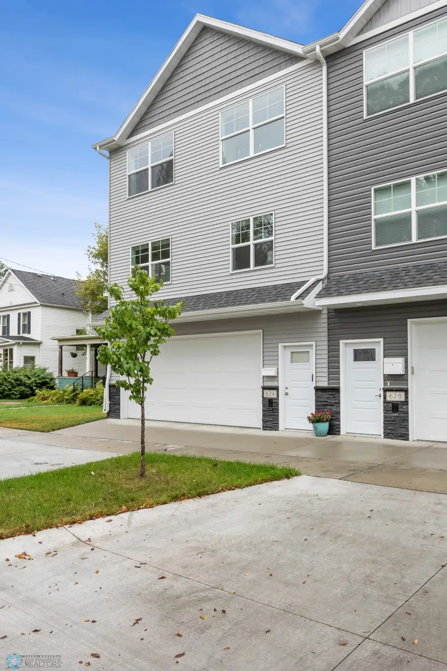 624 10th Avenue N, Fargo, ND 58102 - Image #2
