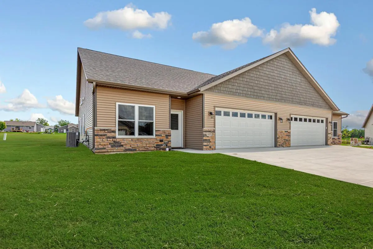 605 Northwood Place, Janesville, MN 56048 - Image #1