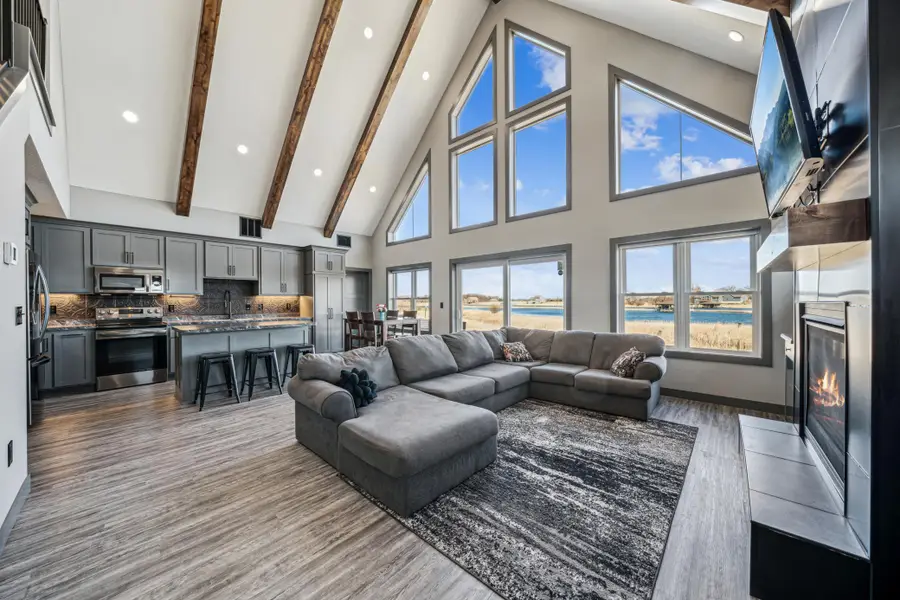 35647 Oxford Avenue, Chisago Lake Township, MN 55012 - Image #3