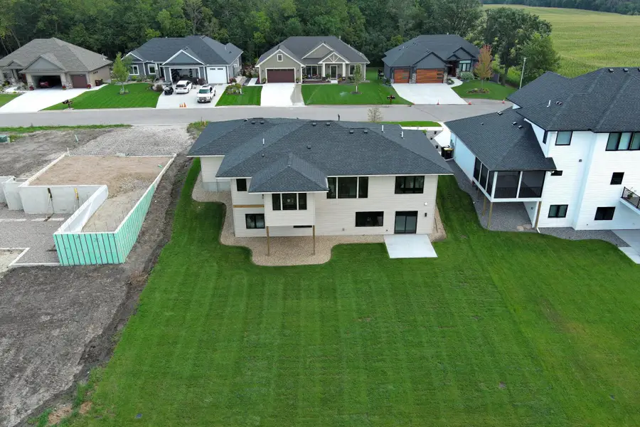 702 Summer Avenue Se, New Prague, MN 56071 - Image #3