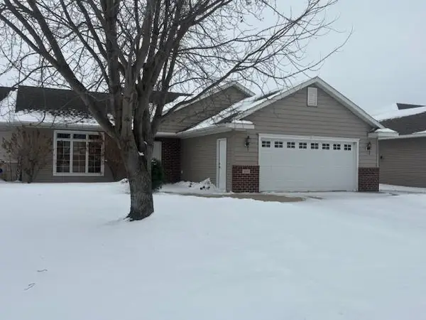 316 20th Street W, Glencoe, MN 55336