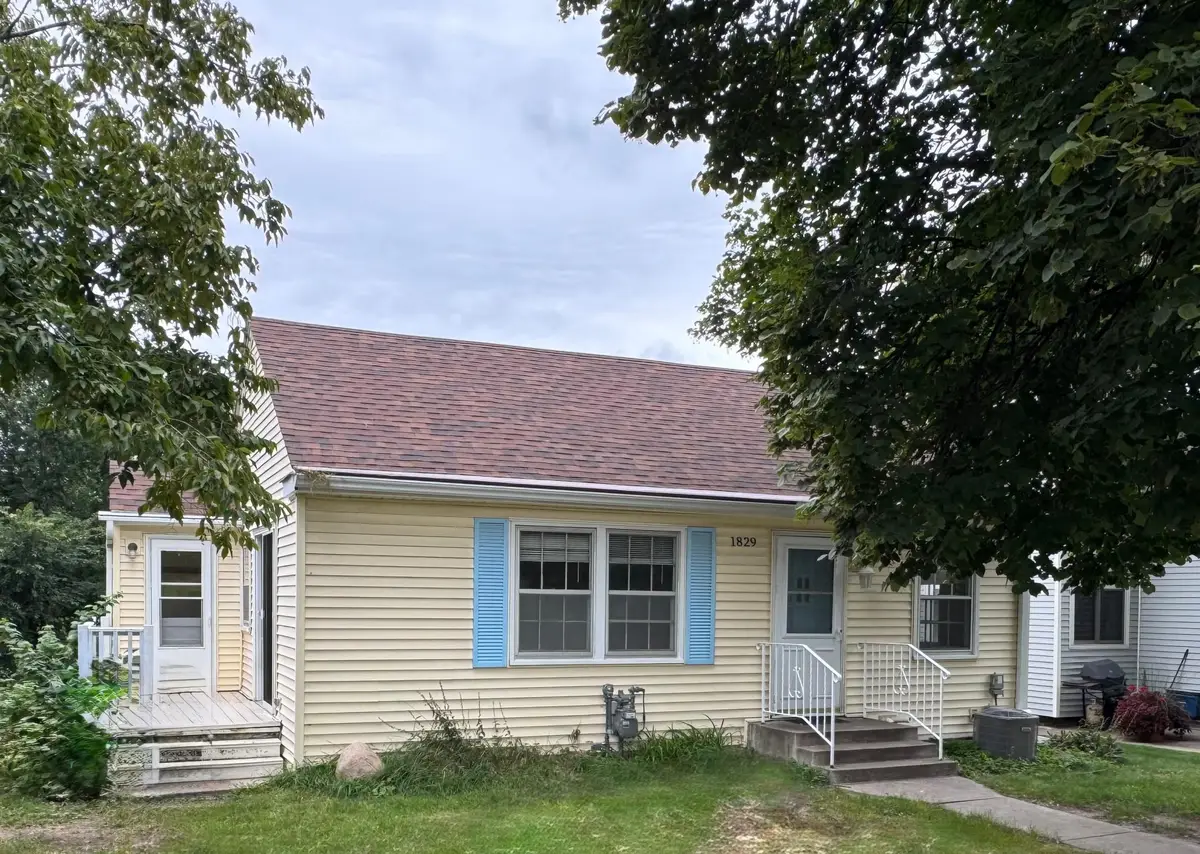 1829 Fulham Street, Lauderdale, MN 55113 - Image #1