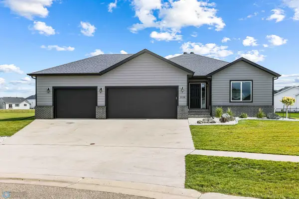 2124 14th Street W, West Fargo, ND 58078