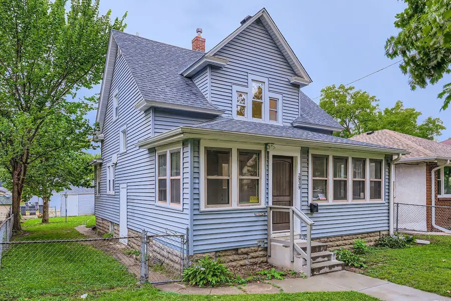 2939 Russell Avenue N, Minneapolis, MN 55411 - Image #2