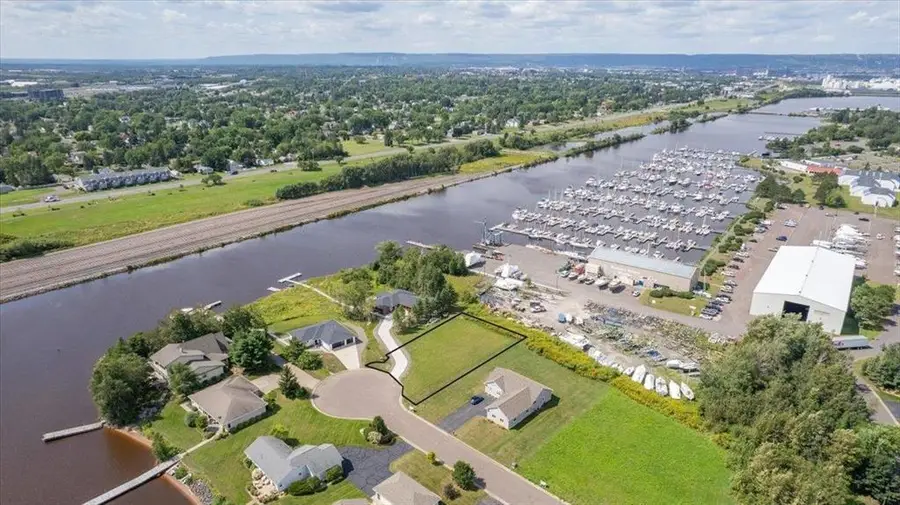 550 Marina Drive, Superior, WI 54880 - Image #2