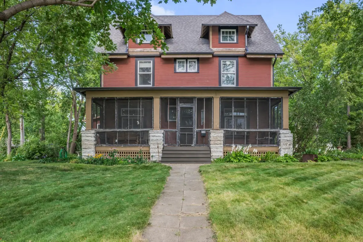 210 Lake Boulevard S, Buffalo, MN 55313 - Image #1