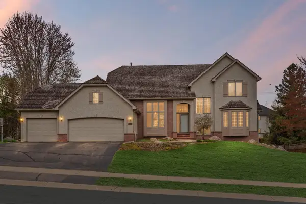 10035 Gristmill Ridge, Eden Prairie, MN 55347
