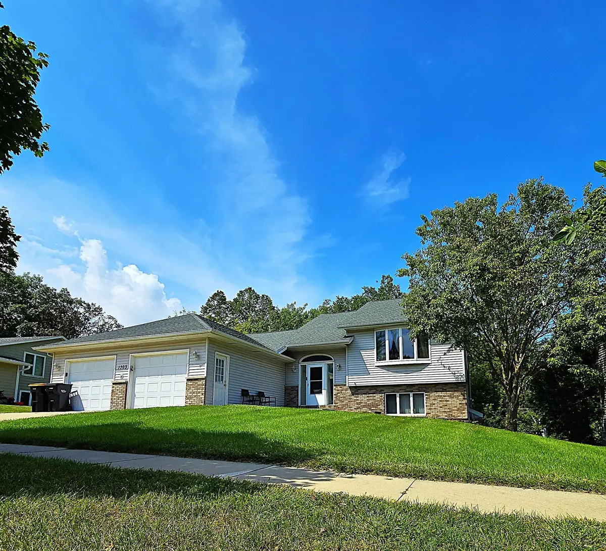 1703 20th Avenue Ne, Rochester, MN 55906 - #1