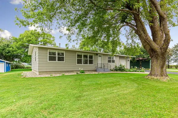 205 Park Avenue N, Vernon Center, MN 56090