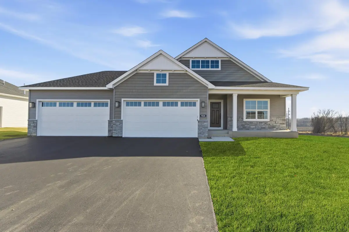924 Yellowcrest Street Sw, Delano, MN 55328 - Image #1
