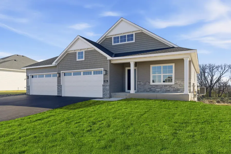 924 Yellowcrest Street Sw, Delano, MN 55328 - Image #2