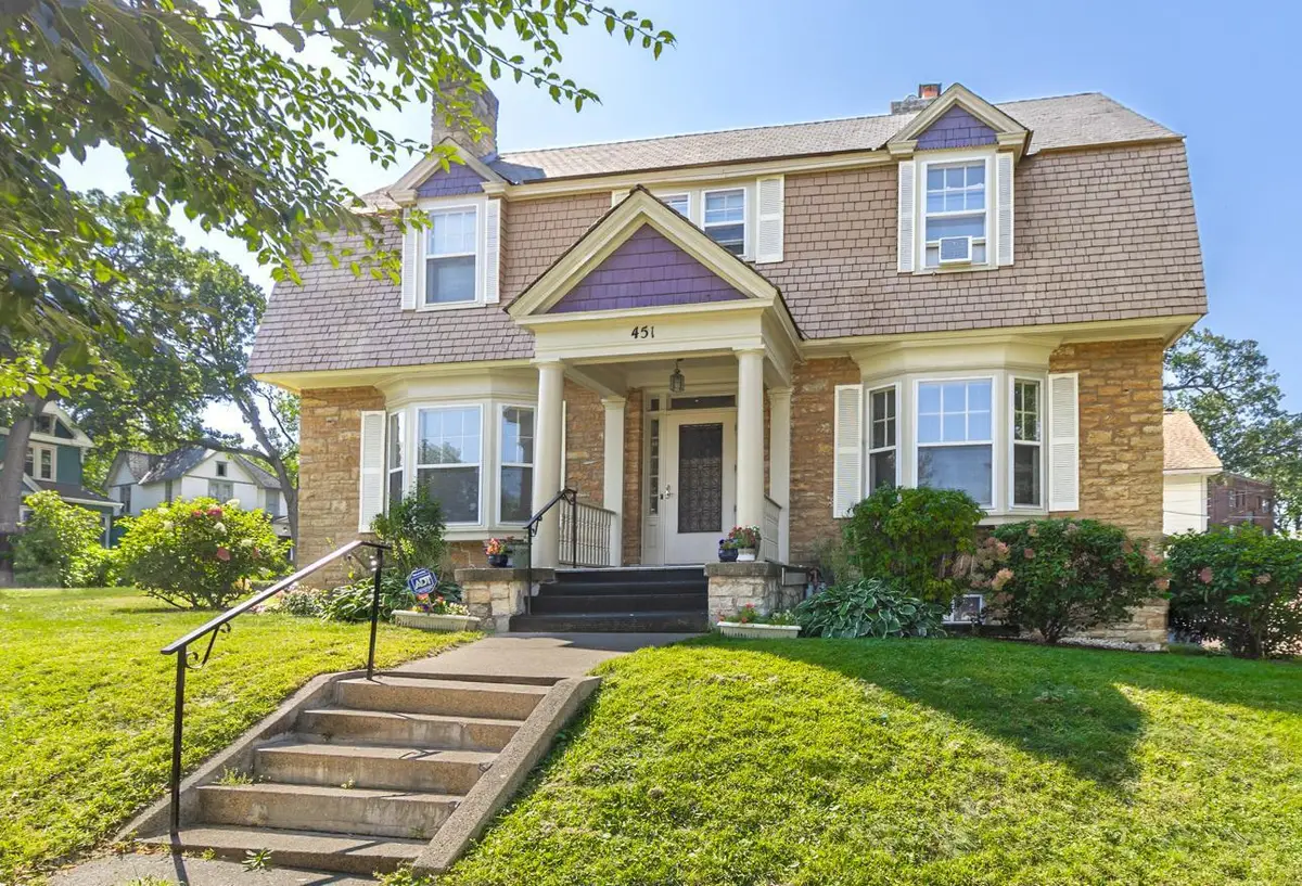 451 Lynnhurst Avenue E, Saint Paul, MN 55104 - Image #1