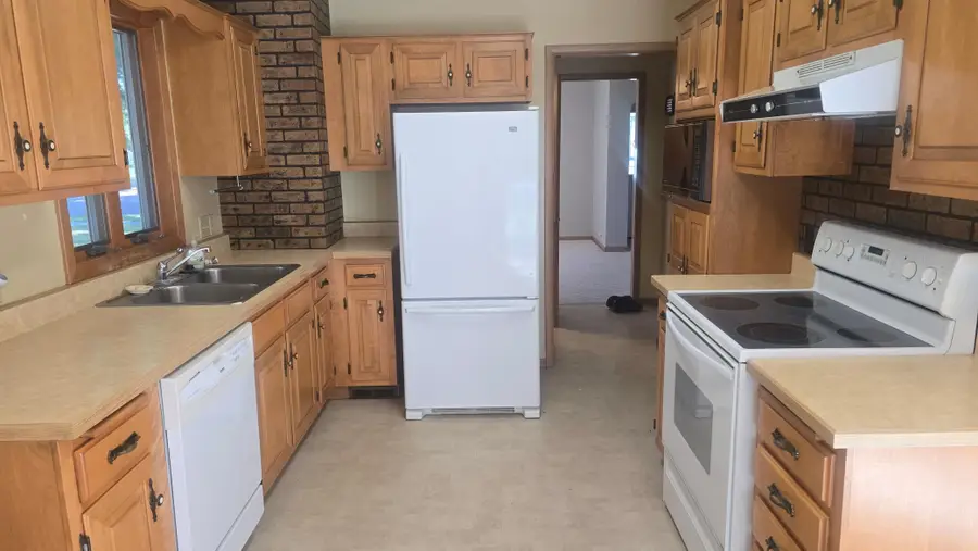 180 3rd Avenue Ne, Trimont, MN 56176 - Image #3