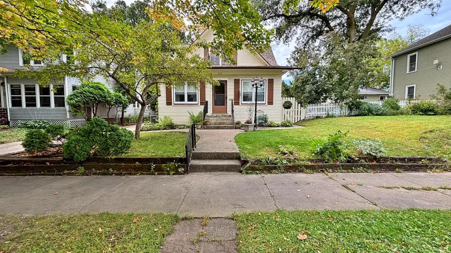 212 2nd Street S, Waterville, MN 56096 - Image #2