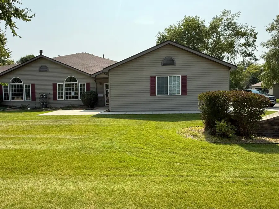 5 Carriage Lane, Owatonna, MN 55060 - Image #2